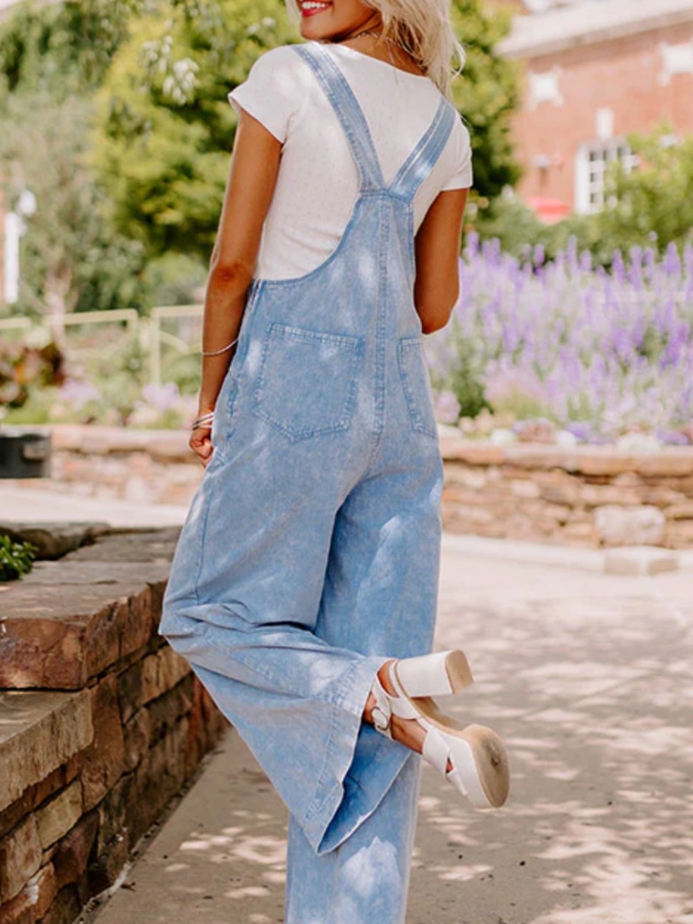 THE MEENA DENIM OVERALLS IN LIGHT WASH - Picture 2 of 5
